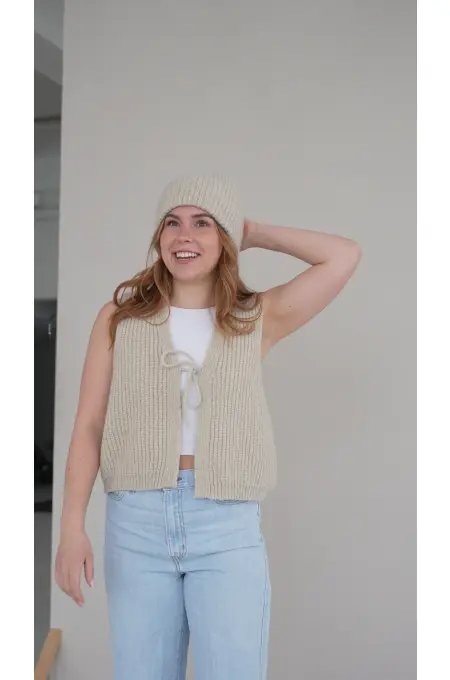 Halfen-Damen Grobstrick-Weste mit Bändchen - beige