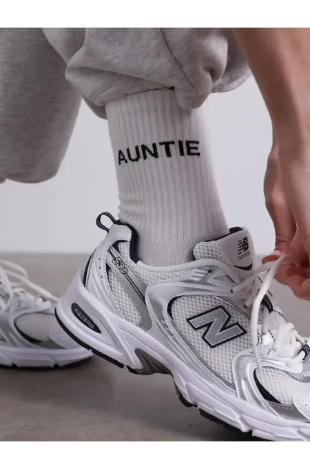 Famvibes - AUNTIE/TANTE Original Socken - weiss/schwarz