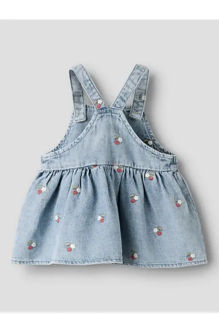 Lil Atelier - NBFFUNDA Denim Latzkleid - Medium Blue Denim EMB