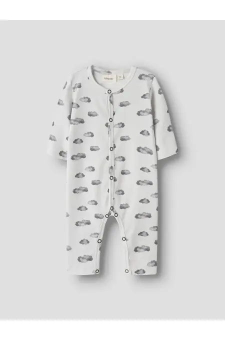 LilAtelier - Strampler mit Wolken Print - Glacier Gray/Blau